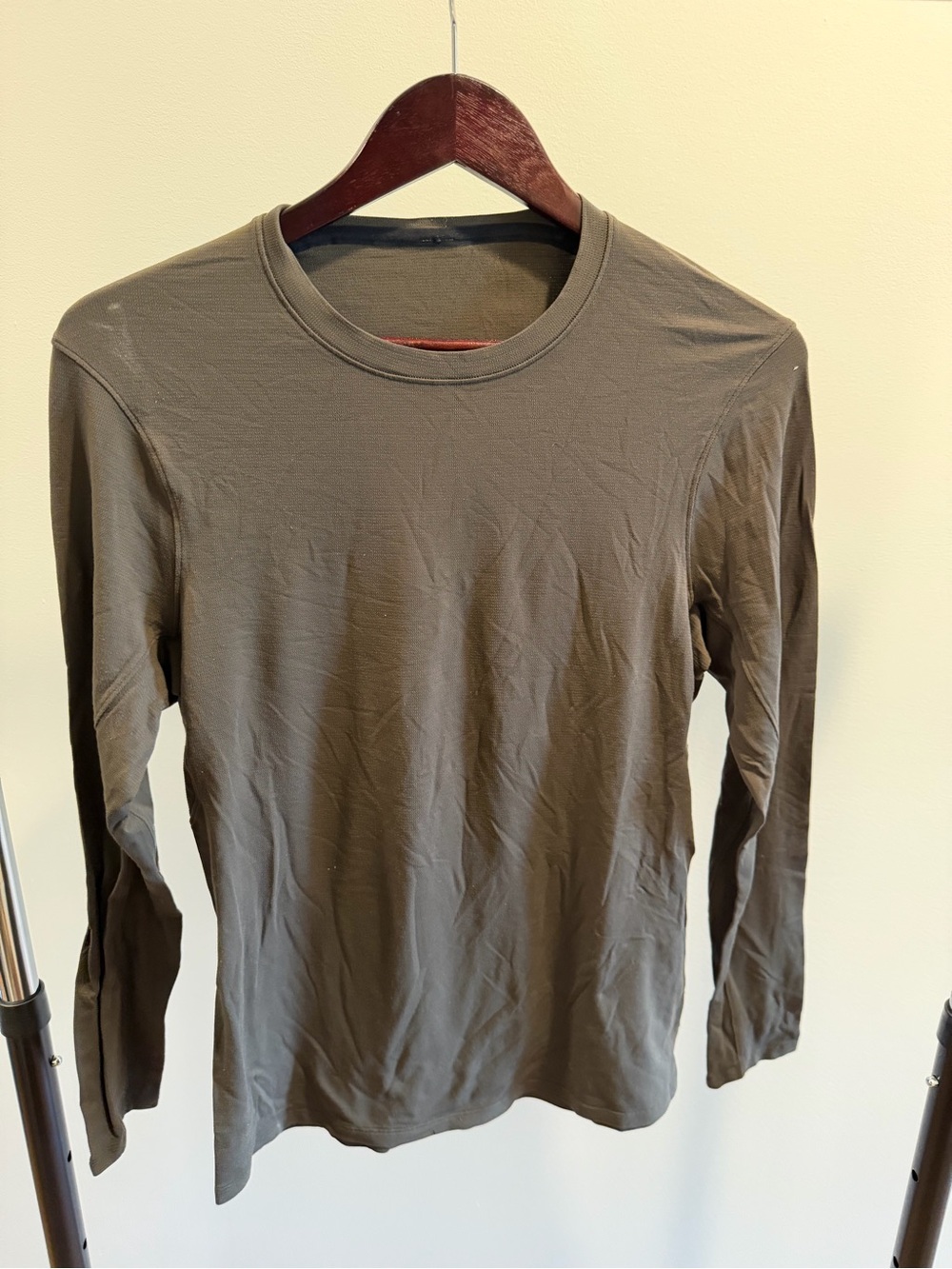 lululemon athletica Long-Sleeve Crew — Olive/Torso Green